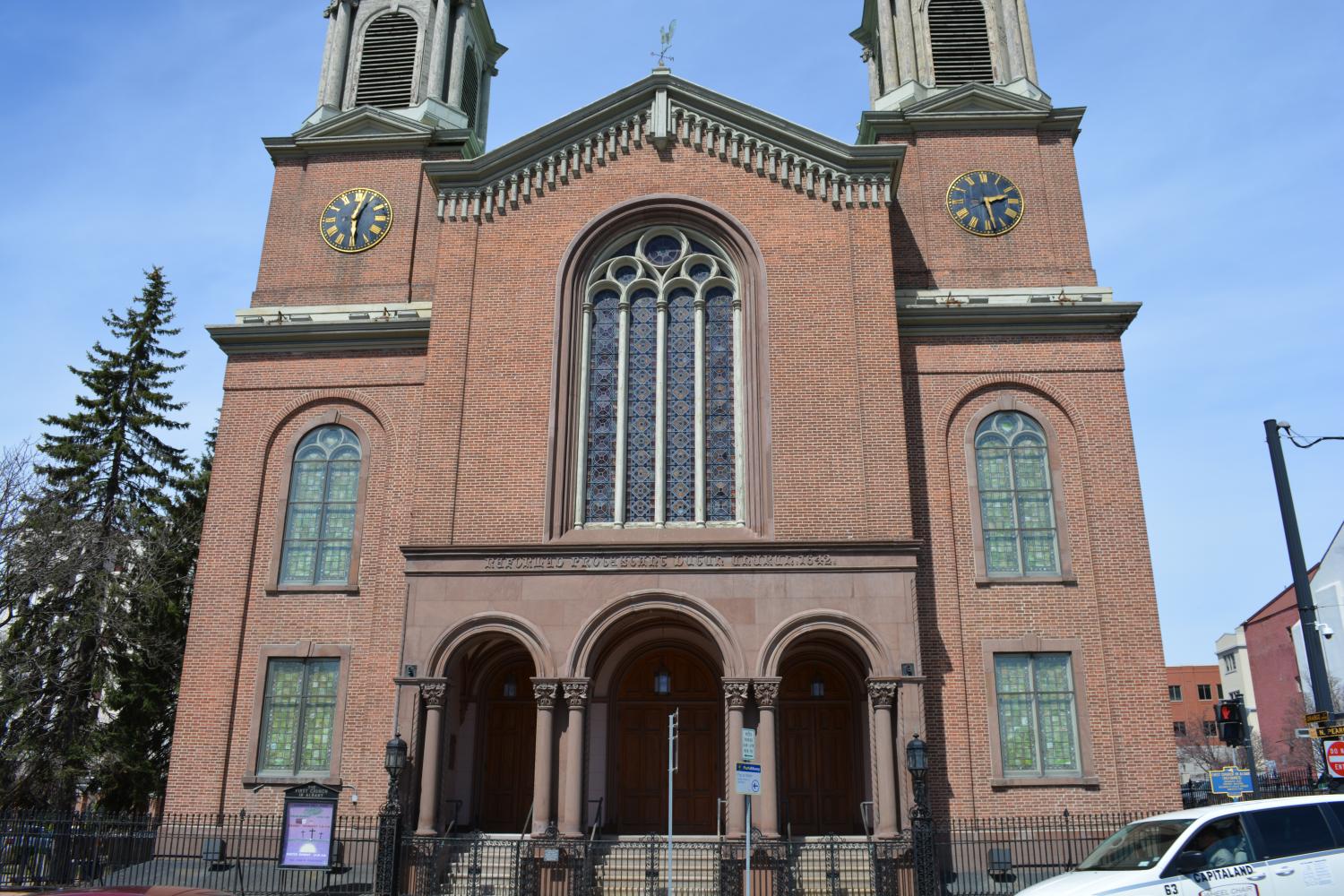 Exterior photo of the First Church in Albany
