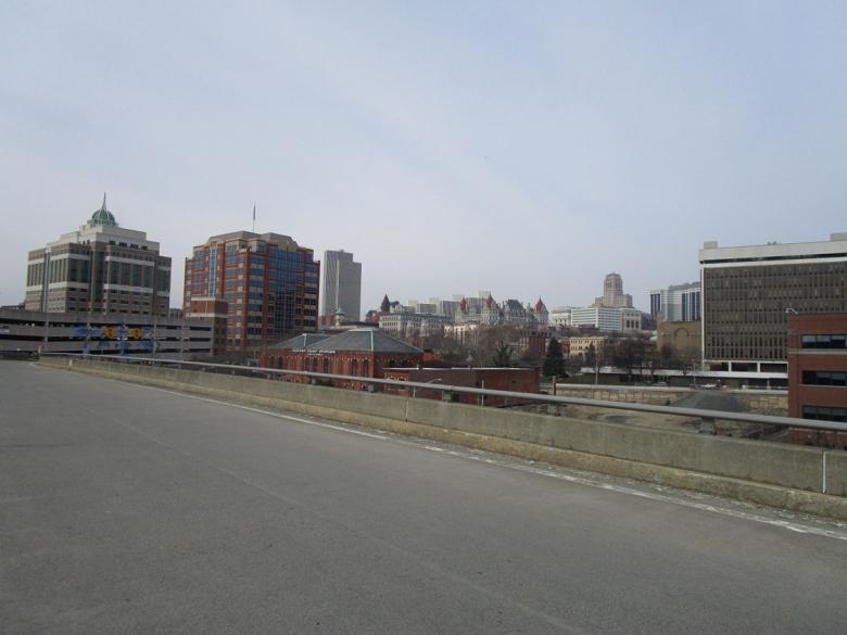 Image of Albany from the exit ramp due to be turned in to the Skyway